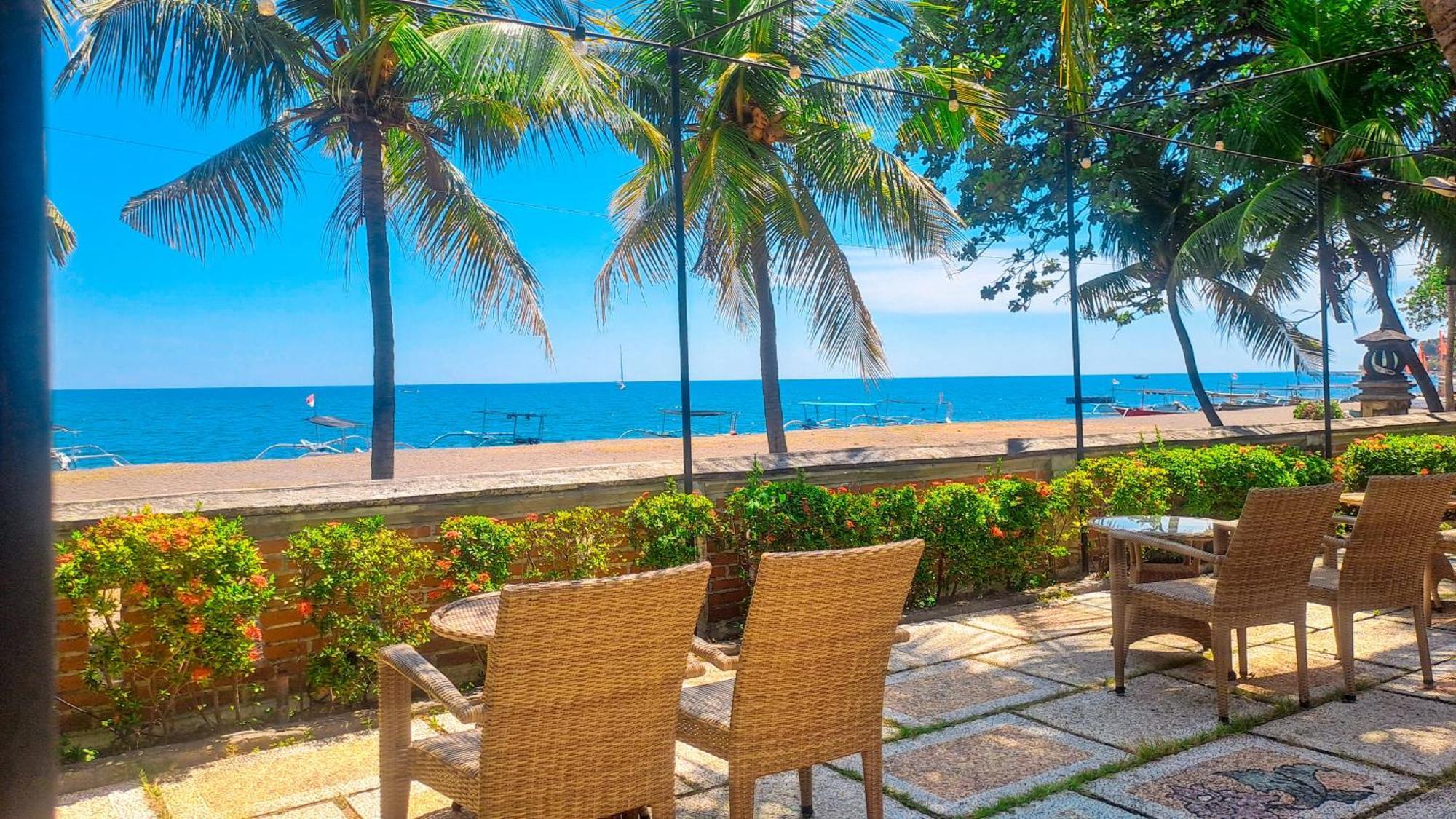 Lovina Beach Hotel Экстерьер фото